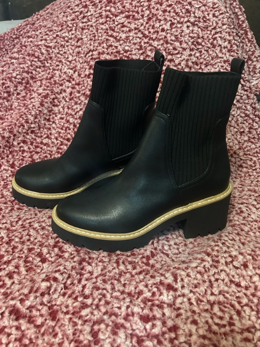 Black Chunky Chelsea Ankle Boots - Unbranded